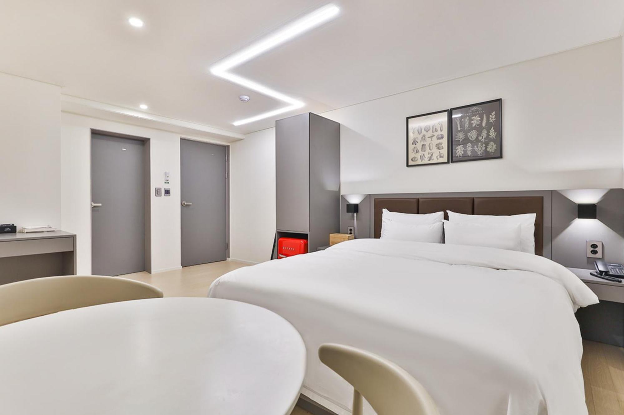 Green B Hotel Busan Seomyeon Exterior photo